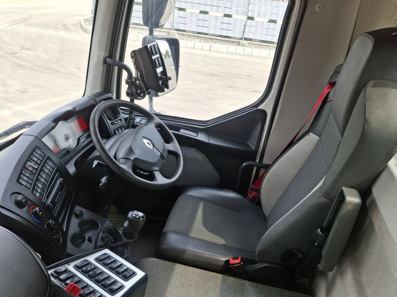Мотометачна машина RENAULT D16 Zamiatarka Kehrmaschine FAUN Euro 6 PM10 Szczotki L/R Karcher Rura Do Liści 2 Motoren: снимка 36