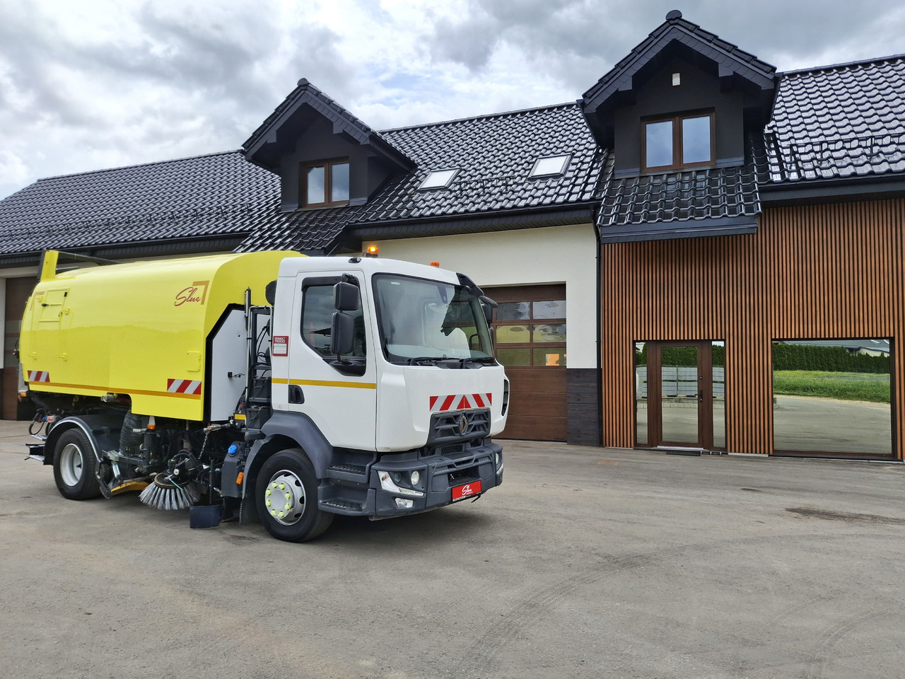 RENAULT D16 Zamiatarka Kehrmaschine SEMAT Zoeller FAUN Karcher Szczotki L/R Hydrostat Euro 6 PM10 Rura Do Liści - Мотометачна машина: снимка 1 RENAULT D16 Zamiatarka Kehrmaschine SEMAT Zoeller FAUN Karcher Szczotki L/R Hydrostat Euro 6 PM10 Rura Do Liści - Мотометачна машина: снимка 1