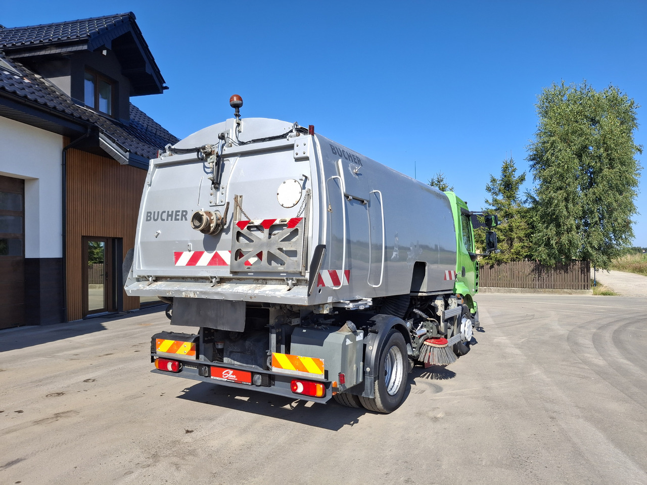 RENAULT Middlum 270 DXI Zamiatarka Kehrmaschine BUCHER Karcher L/R 2 Silniki 2 Motoren - Мотометачна машина: снимка 4 RENAULT Middlum 270 DXI Zamiatarka Kehrmaschine BUCHER Karcher L/R 2 Silniki 2 Motoren - Мотометачна машина: снимка 4