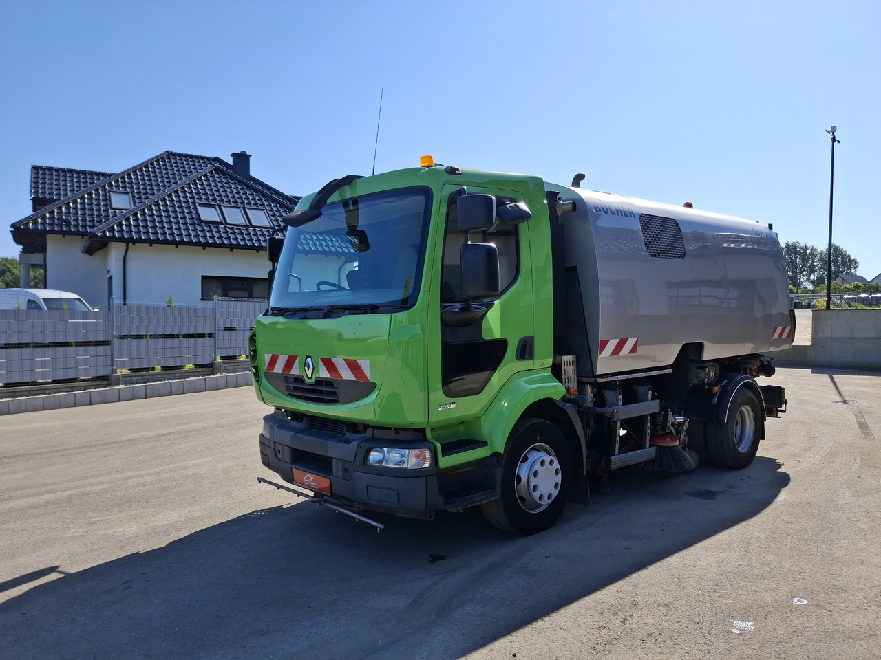 RENAULT Middlum 270 DXI Zamiatarka Kehrmaschine BUCHER Karcher L/R 2 Silniki 2 Motoren - Мотометачна машина: снимка 2 RENAULT Middlum 270 DXI Zamiatarka Kehrmaschine BUCHER Karcher L/R 2 Silniki 2 Motoren - Мотометачна машина: снимка 2