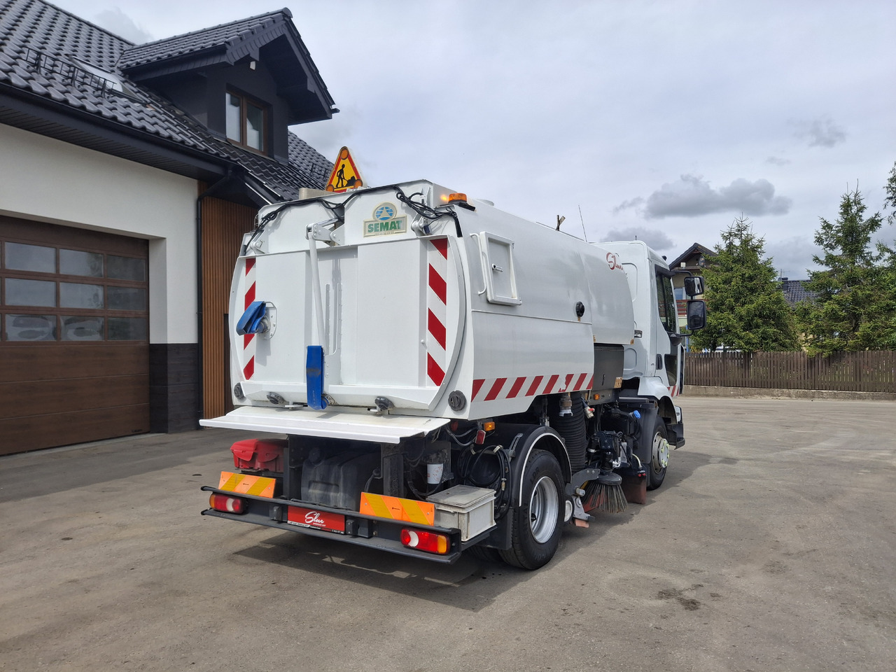 RENAULT Midlum 220 Zamiatarka Kehrmaschine Johnston L/R 2 Motoren 2 Silniki - Мотометачна машина: снимка 5 RENAULT Midlum 220 Zamiatarka Kehrmaschine Johnston L/R 2 Motoren 2 Silniki - Мотометачна машина: снимка 5