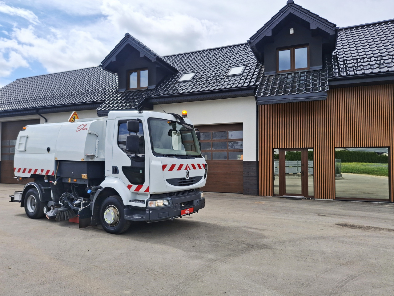 RENAULT Midlum 220 Zamiatarka Kehrmaschine Johnston L/R 2 Motoren 2 Silniki - Мотометачна машина: снимка 1 RENAULT Midlum 220 Zamiatarka Kehrmaschine Johnston L/R 2 Motoren 2 Silniki - Мотометачна машина: снимка 1