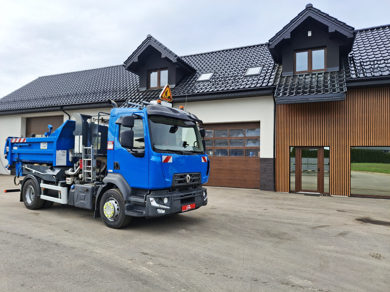 Renault D16 - Гудронатор: снимка 1 Renault D16 - Гудронатор: снимка 1