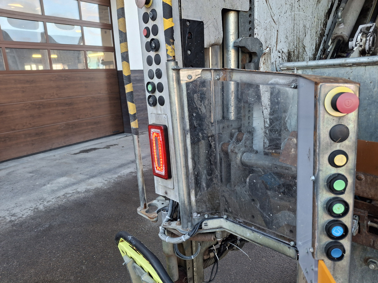 Renault D26 Śmieciarka Mullwagen Environnement VR5 LEV Euro 6 - Боклукчийска кола: снимка 5 Renault D26 Śmieciarka Mullwagen Environnement VR5 LEV Euro 6 - Боклукчийска кола: снимка 5