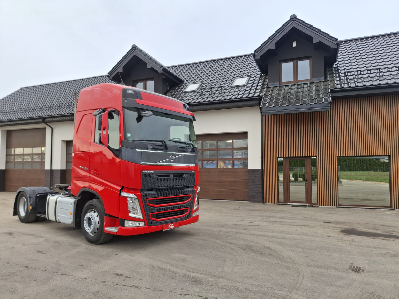 VOLVO FH 420 ADR Sattelzugmaschine Euro 6 Ciągnik Siodłowy Automat Światła LED - Влекач: снимка 1 VOLVO FH 420 ADR Sattelzugmaschine Euro 6 Ciągnik Siodłowy Automat Światła LED - Влекач: снимка 1