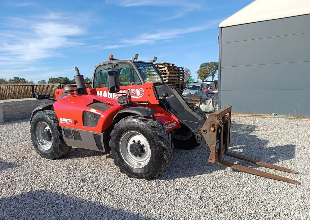Телескопичен товарач Manitou MLT 634 120: снимка 1