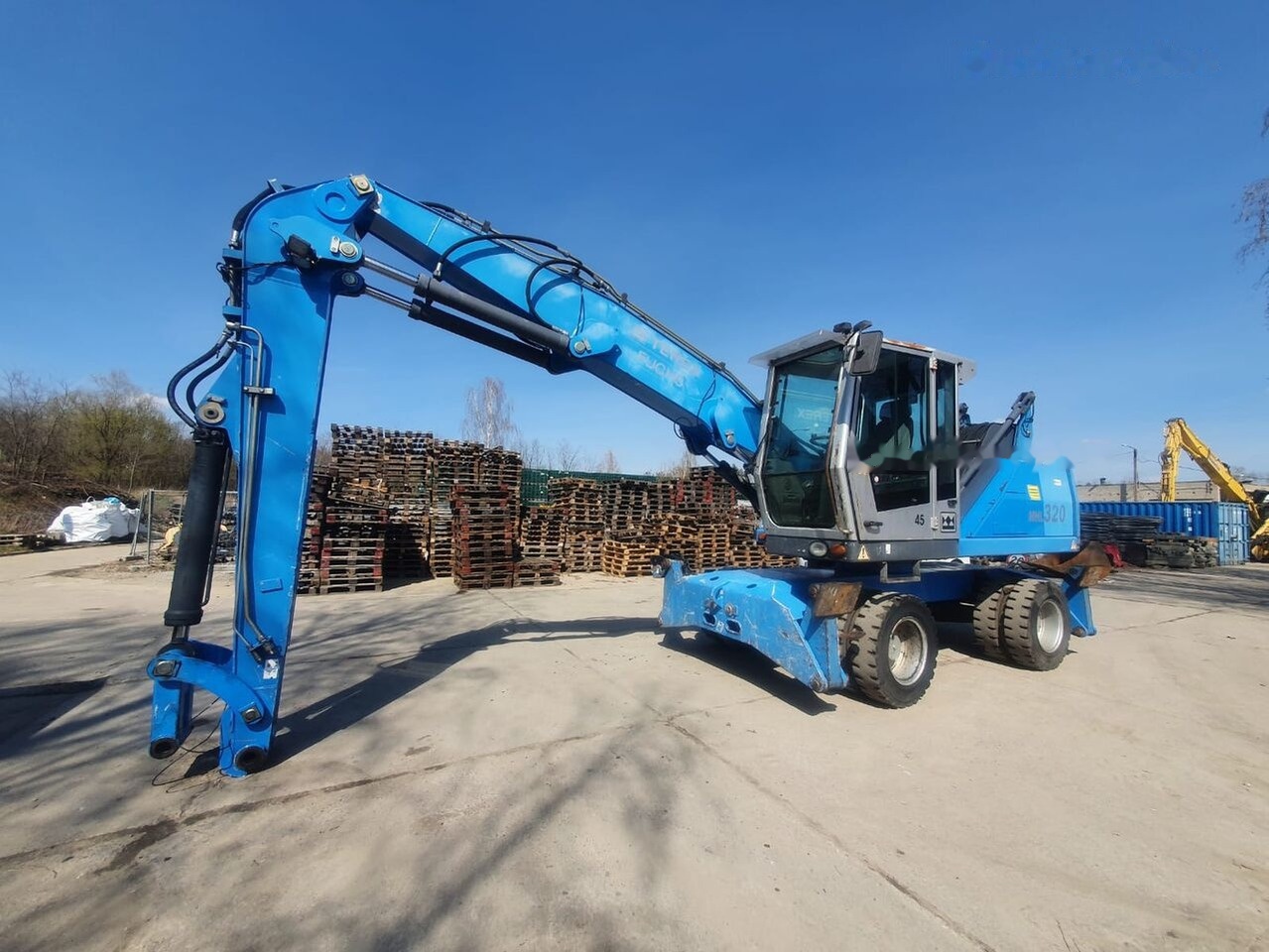 Fuchs MHL 320 D MZS - Багер за манипулиране на материали: снимка 2 Fuchs MHL 320 D MZS - Багер за манипулиране на материали: снимка 2