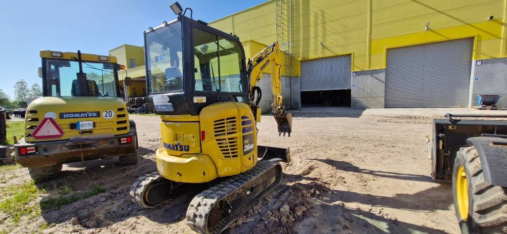 Komatsu PC 26 MR - Мини багер: снимка 2 Komatsu PC 26 MR - Мини багер: снимка 2