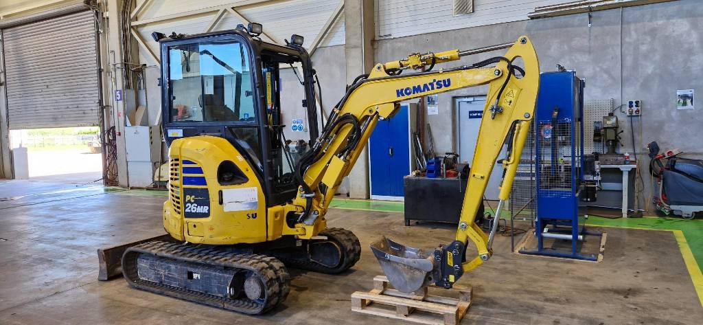 Komatsu PC 26 MR - Мини багер: снимка 1 Komatsu PC 26 MR - Мини багер: снимка 1