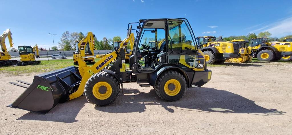 Komatsu WA 70 - Колесен товарач: снимка 1 Komatsu WA 70 - Колесен товарач: снимка 1