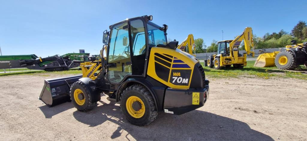 Komatsu WA 70 - Колесен товарач: снимка 3 Komatsu WA 70 - Колесен товарач: снимка 3