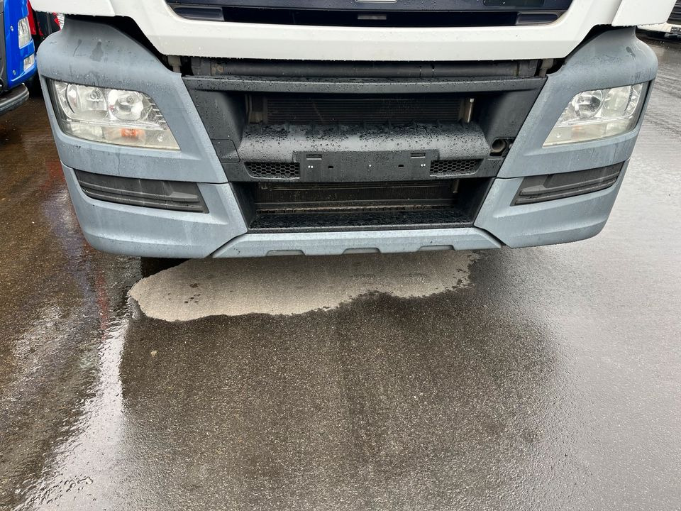 MAN TGS Front Stoßstange Stoßfänger - Броня за Камион: снимка 3 MAN TGS Front Stoßstange Stoßfänger - Броня за Камион: снимка 3
