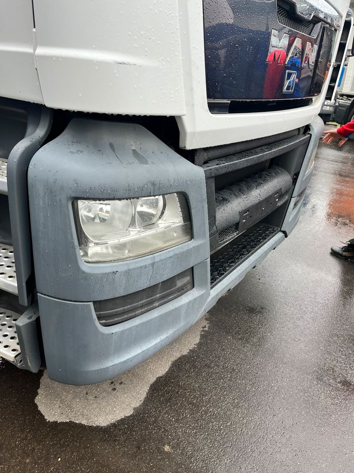MAN TGS Front Stoßstange Stoßfänger - Броня за Камион: снимка 1 MAN TGS Front Stoßstange Stoßfänger - Броня за Камион: снимка 1