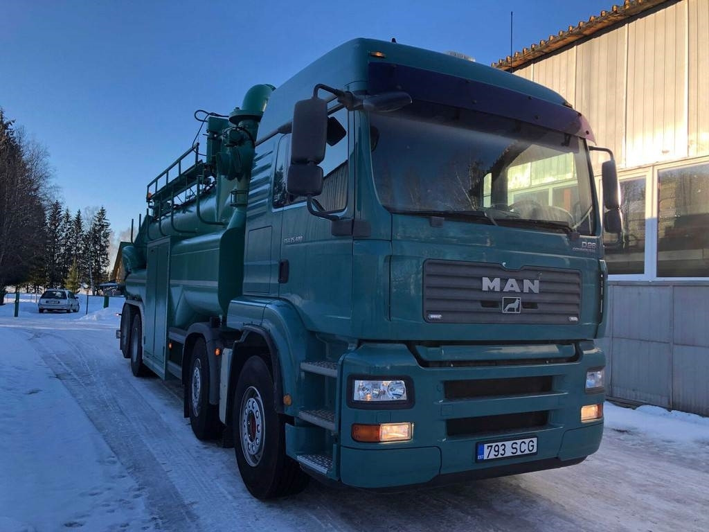 MAN TGA 35.480 8X2-4 BL DRY VACUUM 353kW - Каналопочистваща машина: снимка 4 MAN TGA 35.480 8X2-4 BL DRY VACUUM 353kW - Каналопочистваща машина: снимка 4