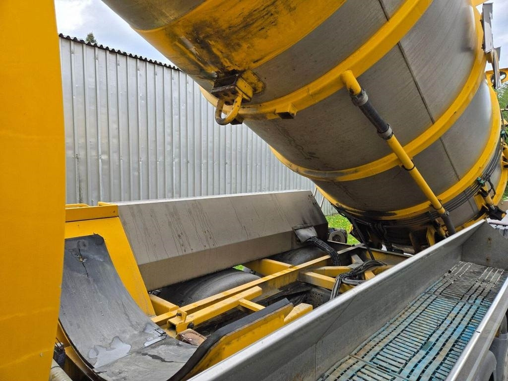 Scania R420 6X2 ADR AMPHITECH VORTEX 13m³ - Каналопочистваща машина: снимка 3 Scania R420 6X2 ADR AMPHITECH VORTEX 13m³ - Каналопочистваща машина: снимка 3