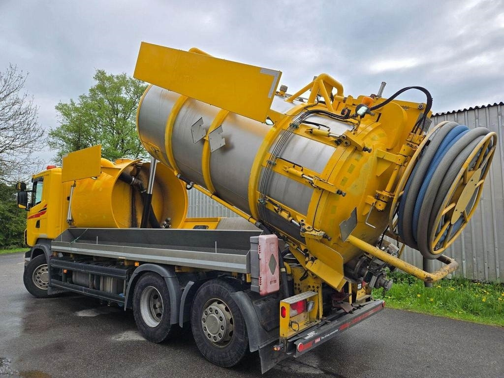 Scania R420 6X2 ADR AMPHITECH VORTEX 13m³ - Каналопочистваща машина: снимка 2 Scania R420 6X2 ADR AMPHITECH VORTEX 13m³ - Каналопочистваща машина: снимка 2