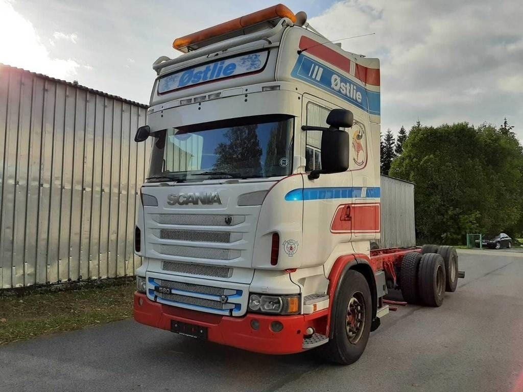 Scania R560 6X2 CHASSY 412kW - Шаси кабина: снимка 1 Scania R560 6X2 CHASSY 412kW - Шаси кабина: снимка 1