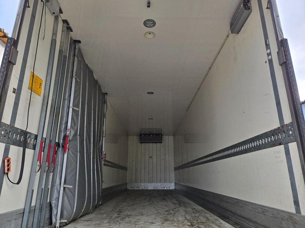 Volvo FH460 6X2 CARRIER 1050  - Рефрижератор камион: снимка 4 Volvo FH460 6X2 CARRIER 1050  - Рефрижератор камион: снимка 4