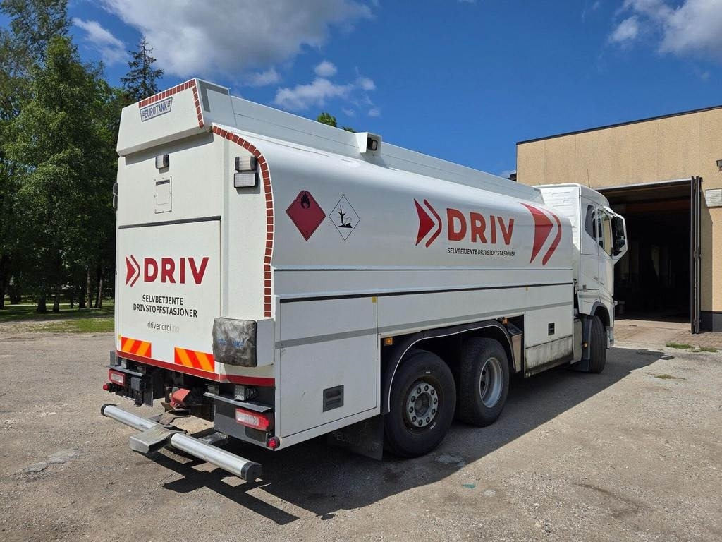 Volvo FH540 6x2 ADR - Камион цистерна: снимка 4 Volvo FH540 6x2 ADR - Камион цистерна: снимка 4