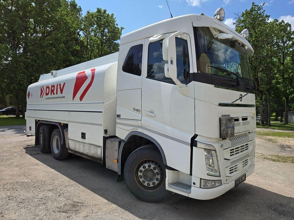 Volvo FH540 6x2 ADR - Камион цистерна: снимка 5 Volvo FH540 6x2 ADR - Камион цистерна: снимка 5