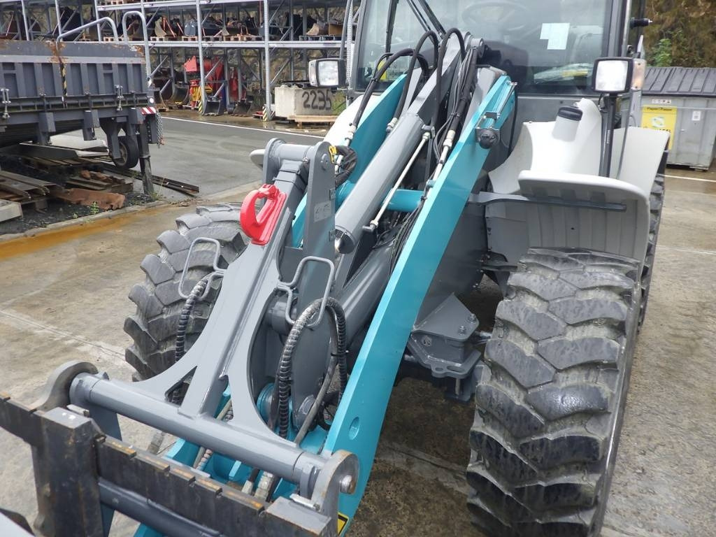 Kramer 8115 - Колесен товарач: снимка 3 Kramer 8115 - Колесен товарач: снимка 3