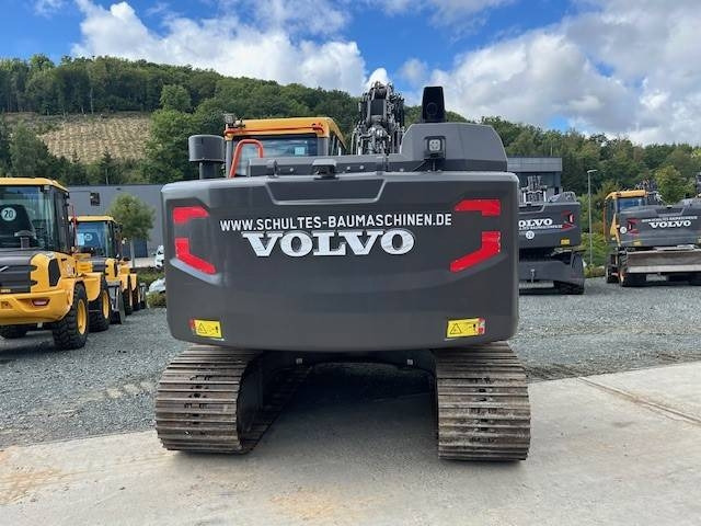 Верижен багер Volvo EC 140 EL: снимка 6