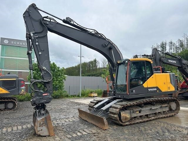 Volvo EC 160 E - Верижен багер: снимка 1 Volvo EC 160 E - Верижен багер: снимка 1