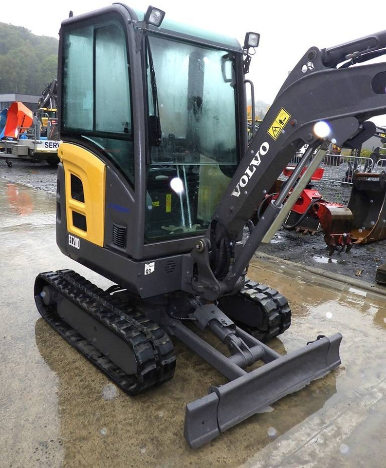 Volvo EC 20 D - Мини багер: снимка 4 Volvo EC 20 D - Мини багер: снимка 4