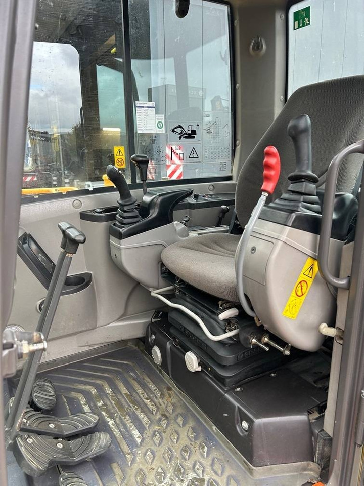 Volvo EC 55 C - Мини багер: снимка 5 Volvo EC 55 C - Мини багер: снимка 5