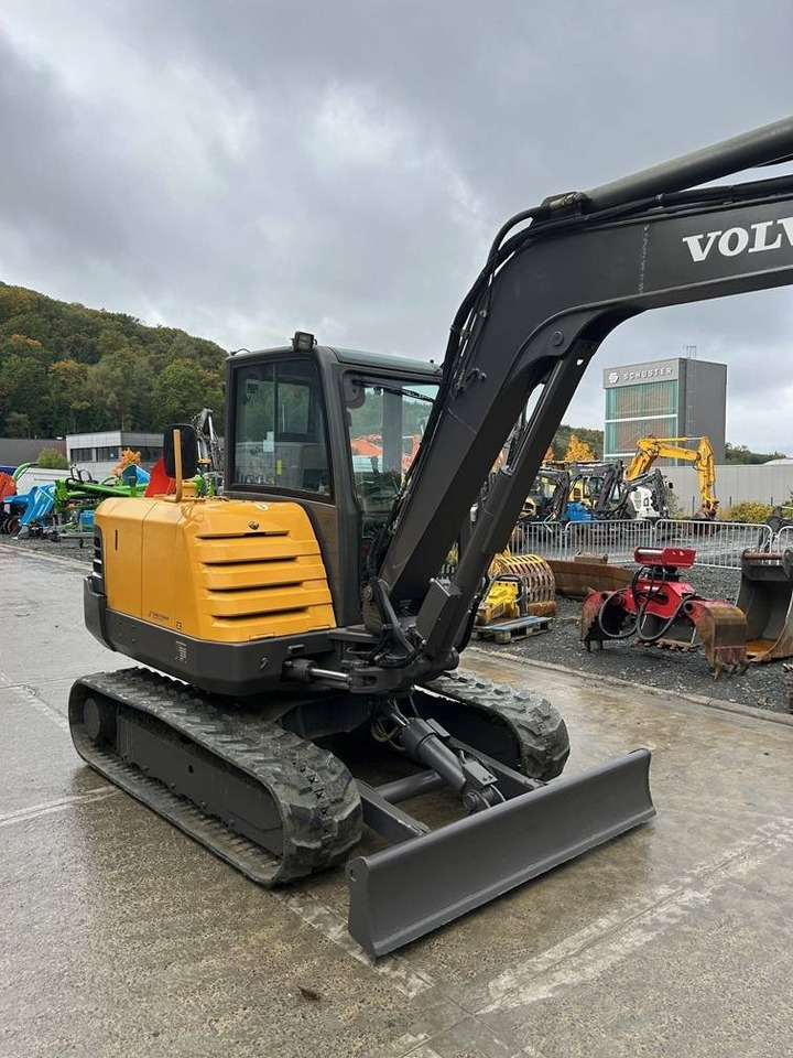 Volvo EC 55 C - Мини багер: снимка 4 Volvo EC 55 C - Мини багер: снимка 4