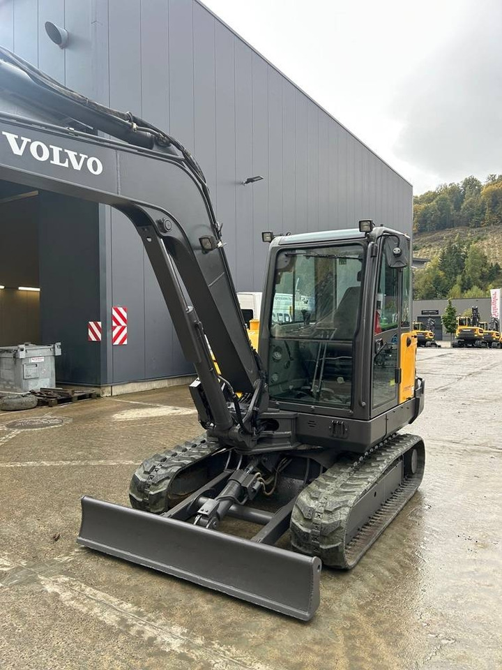 Volvo EC 55 C - Мини багер: снимка 2 Volvo EC 55 C - Мини багер: снимка 2