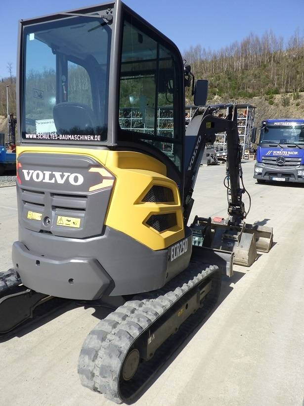 Volvo ECR 25 D - Мини багер: снимка 4 Volvo ECR 25 D - Мини багер: снимка 4