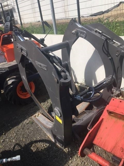 Volvo Holzgreifer Mod. 80832 für Radlader - Грайфер за Строителна техника: снимка 2 Volvo Holzgreifer Mod. 80832 für Radlader - Грайфер за Строителна техника: снимка 2