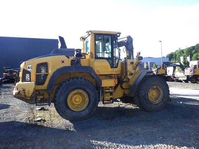 Volvo L 120 H - Колесен товарач: снимка 3 Volvo L 120 H - Колесен товарач: снимка 3