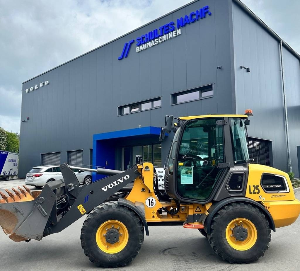 Volvo L 25 Electric - Колесен товарач: снимка 1 Volvo L 25 Electric - Колесен товарач: снимка 1