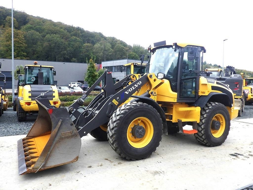 Volvo L 45 H - Колесен товарач: снимка 1 Volvo L 45 H - Колесен товарач: снимка 1