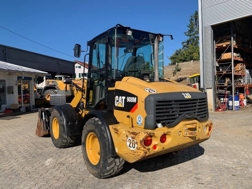 CAT 908M - Колесен товарач: снимка 3 CAT 908M - Колесен товарач: снимка 3