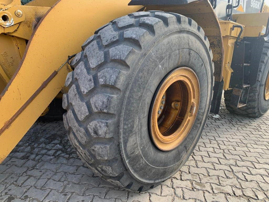Колесен товарач CAT 966 K: снимка 19
