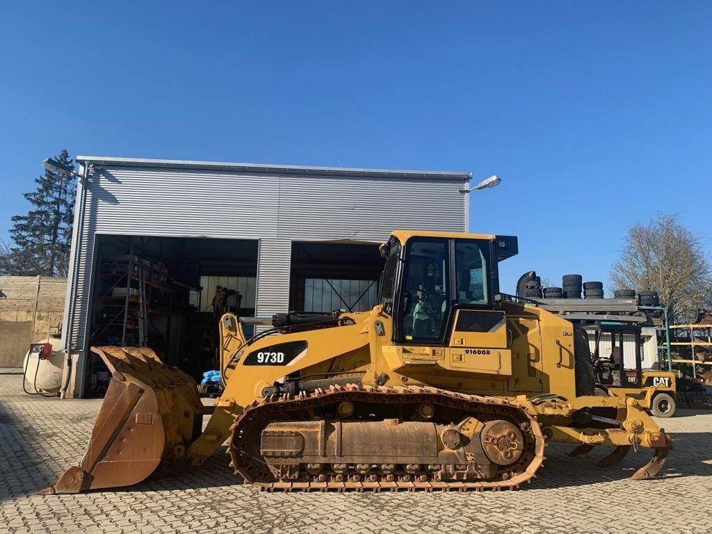 CAT 973 D - Верижен товарач: снимка 2 CAT 973 D - Верижен товарач: снимка 2