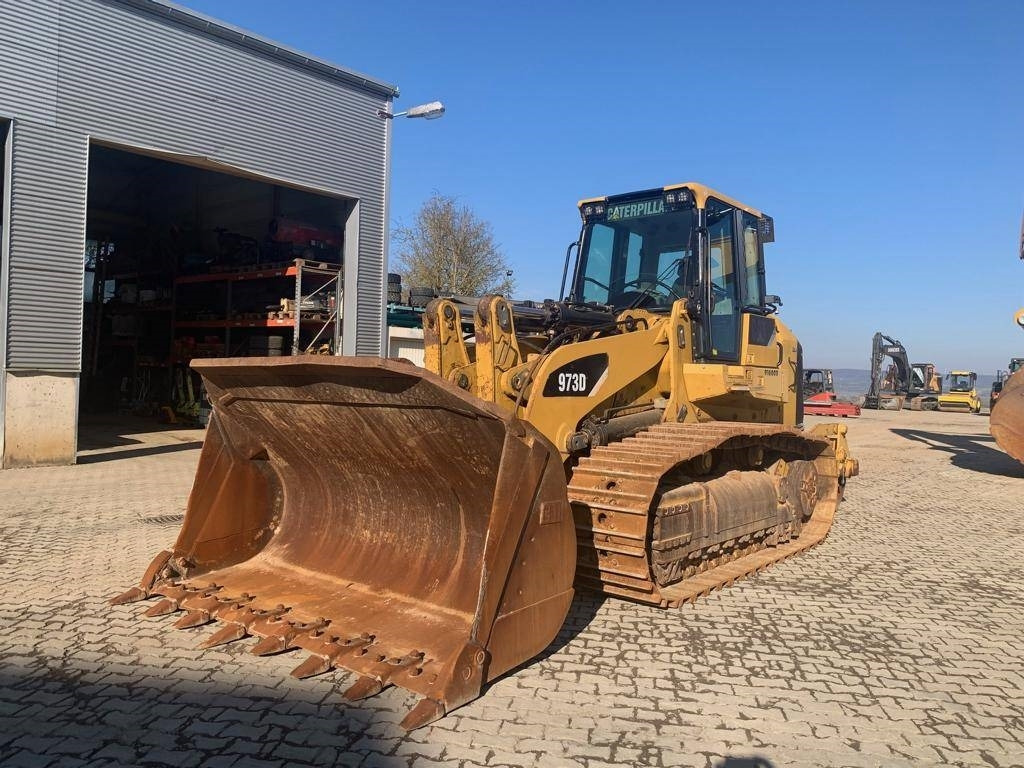 CAT 973 D - Верижен товарач: снимка 1 CAT 973 D - Верижен товарач: снимка 1