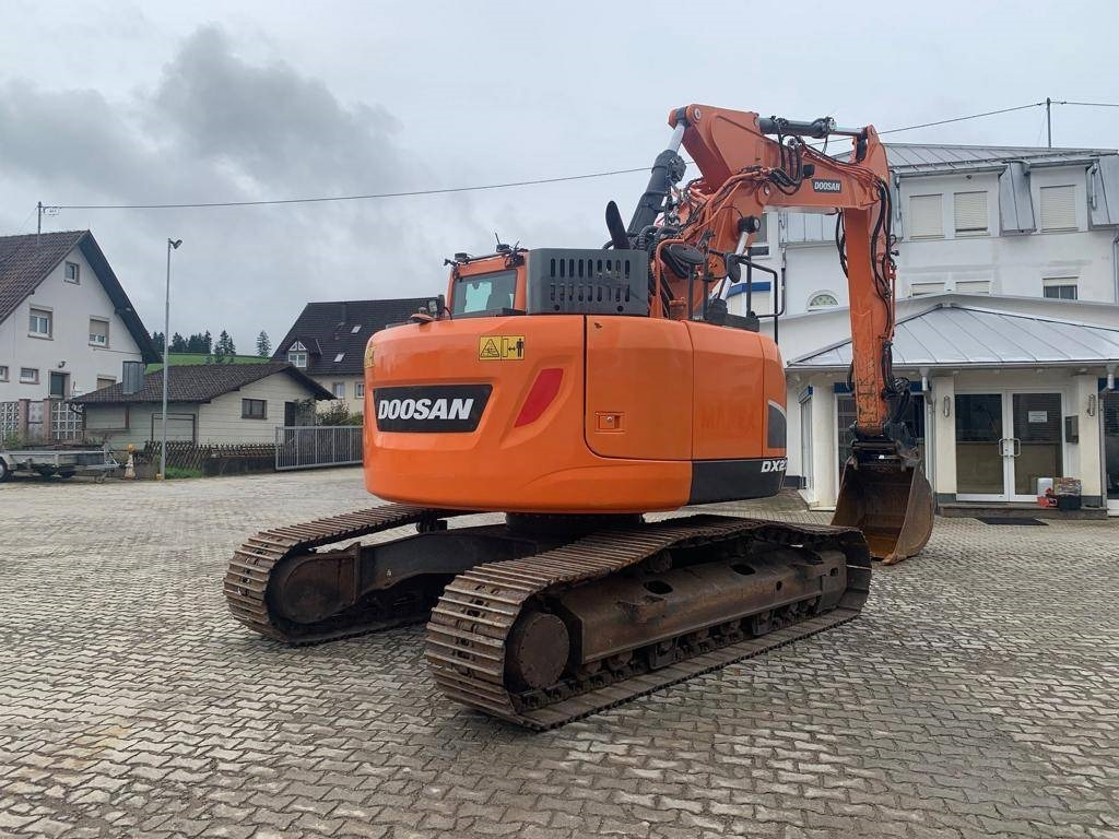 Doosan DX 235 LCR-5 - Верижен багер: снимка 5 Doosan DX 235 LCR-5 - Верижен багер: снимка 5