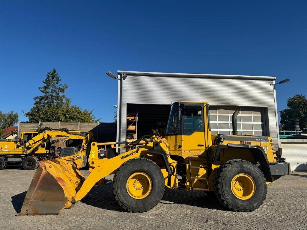 Komatsu WA 320-3H - Колесен товарач: снимка 2 Komatsu WA 320-3H - Колесен товарач: снимка 2