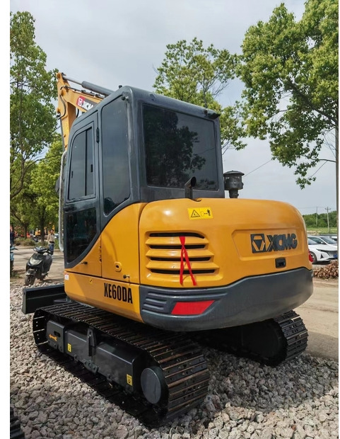 2021 XCMG XE60DA - Верижен багер: снимка 2 2021 XCMG XE60DA - Верижен багер: снимка 2