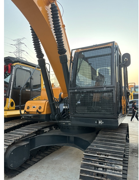 Верижен багер 2022 Hyundai 225: снимка 14