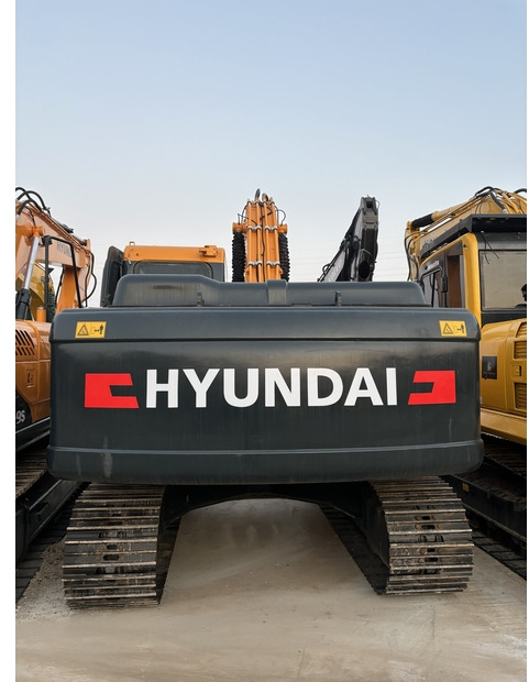 Верижен багер 2022 Hyundai 225: снимка 17