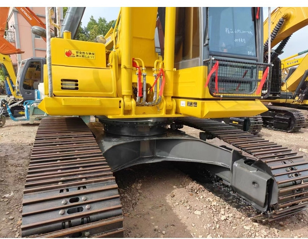 2022 Komatsu PC200-8 - Верижен багер: снимка 4 2022 Komatsu PC200-8 - Верижен багер: снимка 4