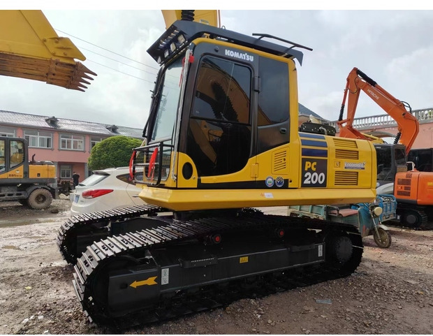 2022 Komatsu PC200-8 - Верижен багер: снимка 2 2022 Komatsu PC200-8 - Верижен багер: снимка 2