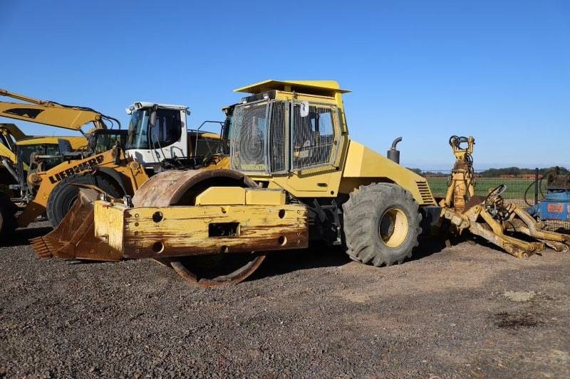 Bomag BW 225 D-3 - Пътен валяк: снимка 5 Bomag BW 225 D-3 - Пътен валяк: снимка 5