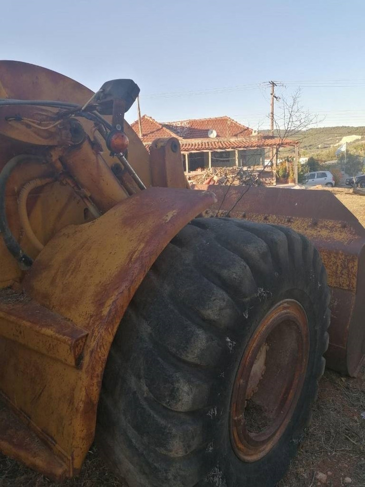 Колесен товарач CAT 950C: снимка 6 Колесен товарач CAT 950C: снимка 6