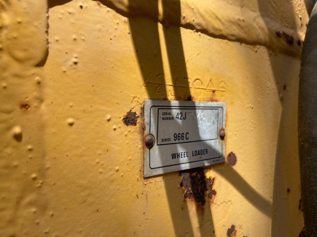 Колесен товарач CAT 966 C: снимка 24